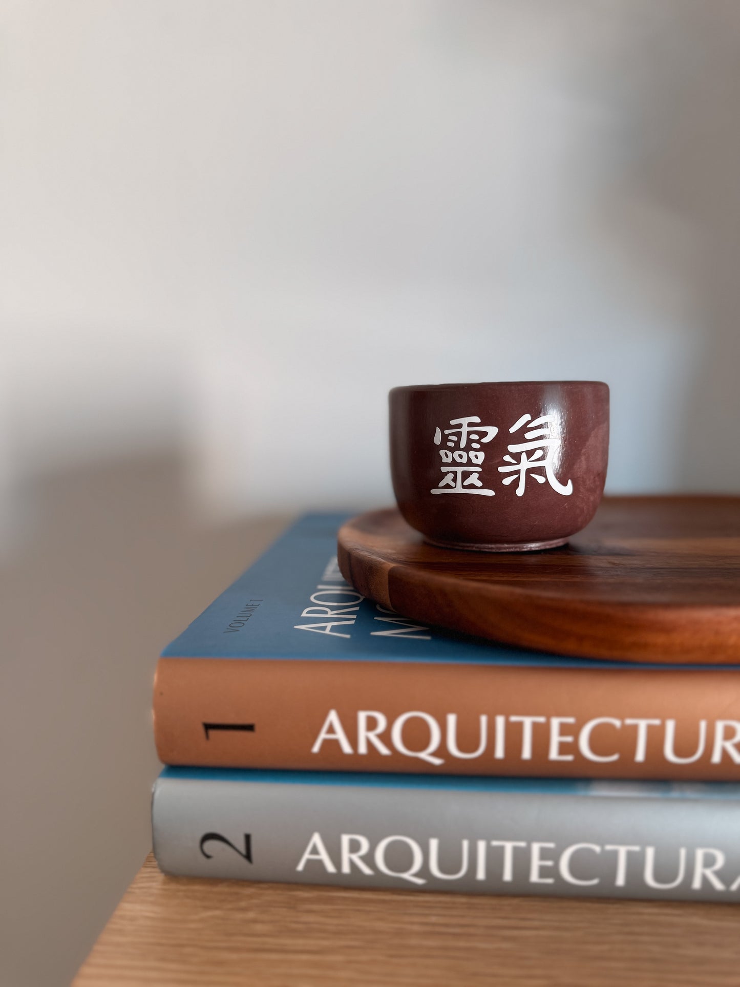 Vela pequena bordô escuro - Edição black week