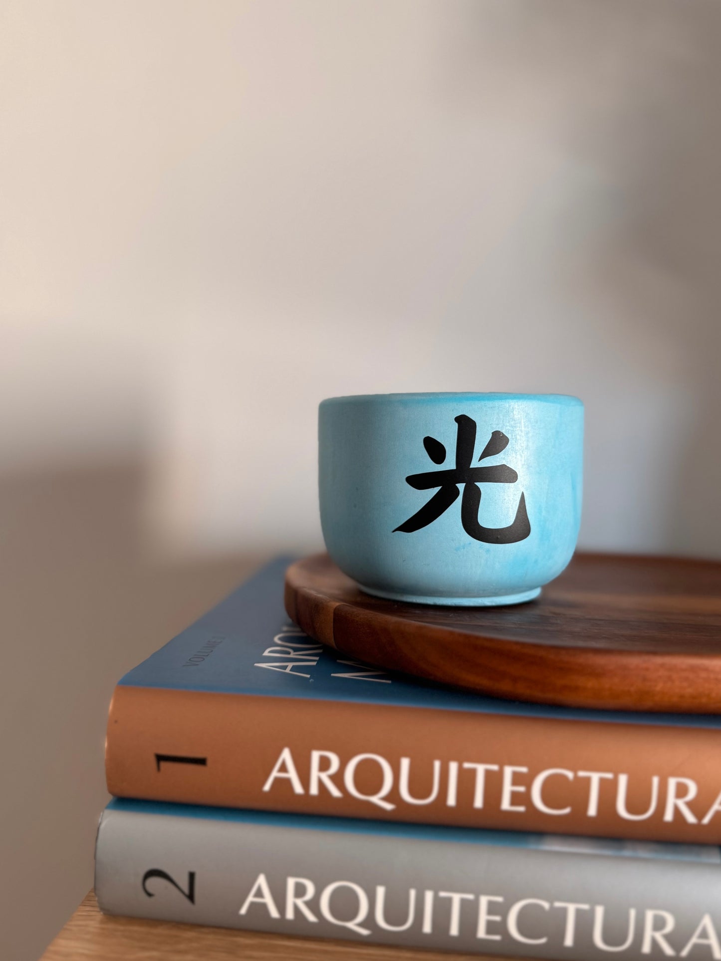 Medium blue candle - Black week edition