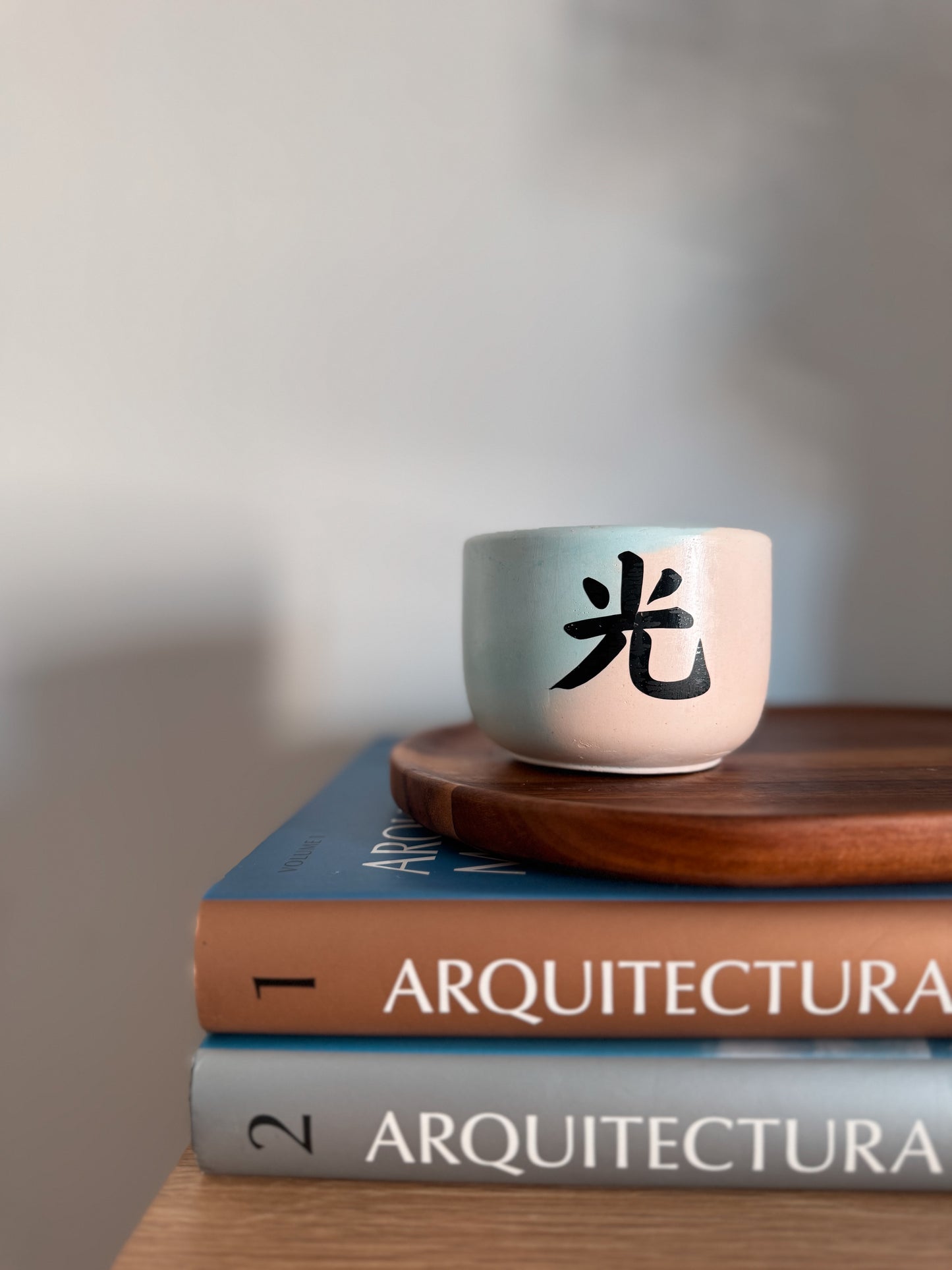 Medium blue and cream candle - Black week edition