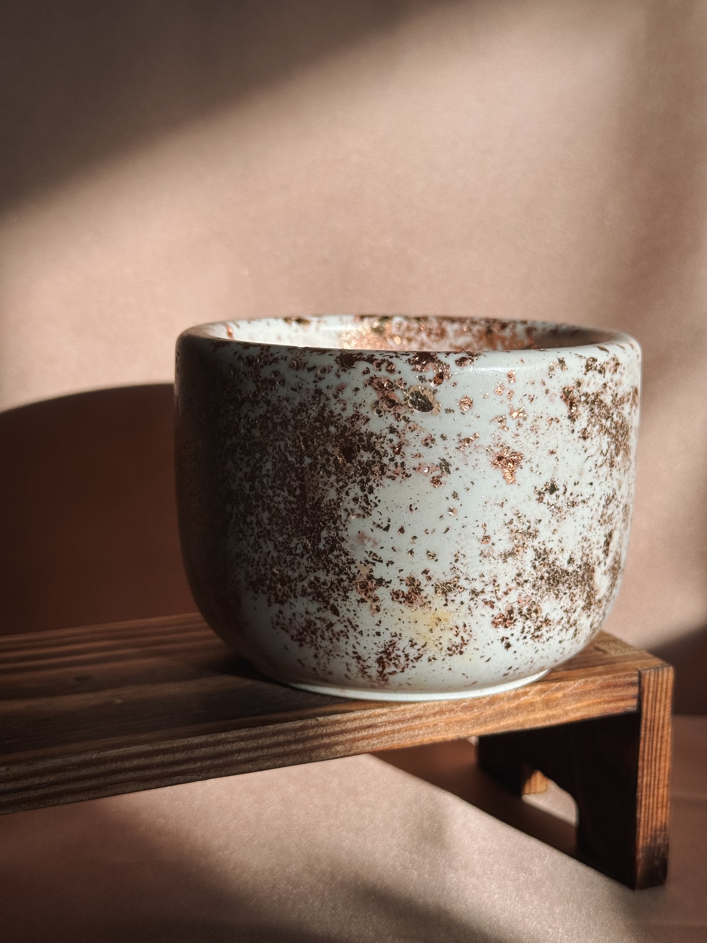 Medium cream and glow candle - Black Week edition