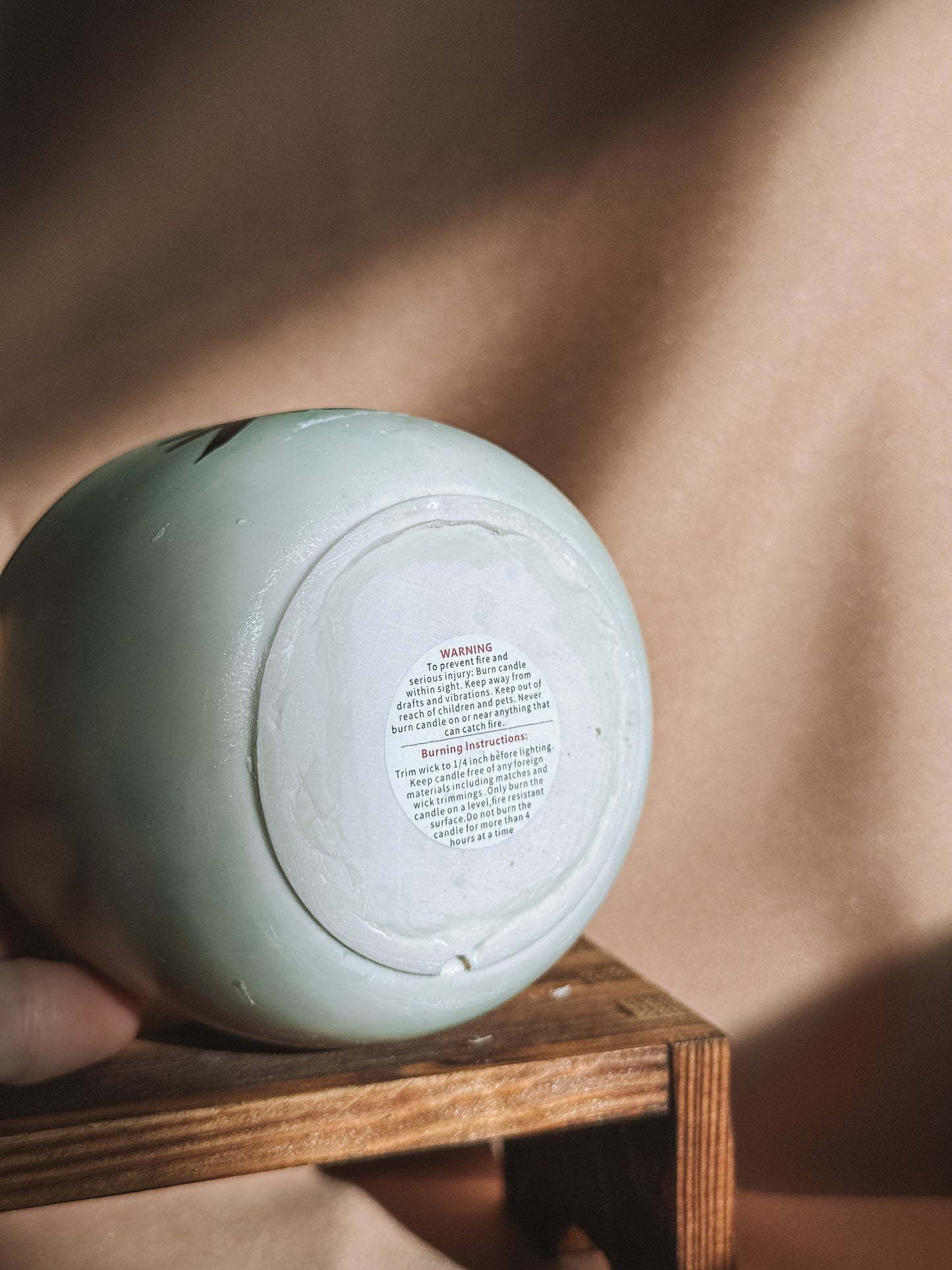 Vela pequena branca e verde - Edição black week