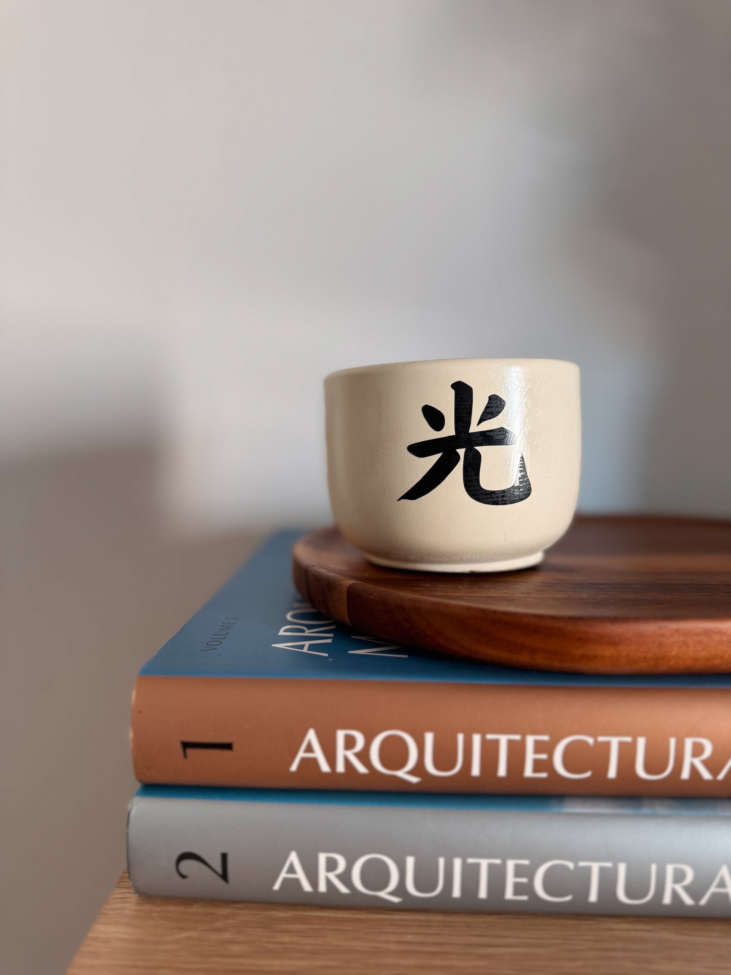 Medium light yellow candle - Black Week edition