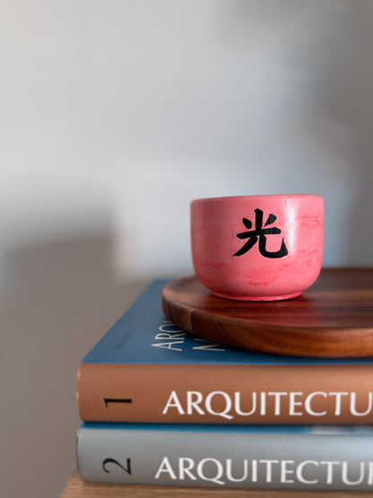 Vela média rosa - Edição black week