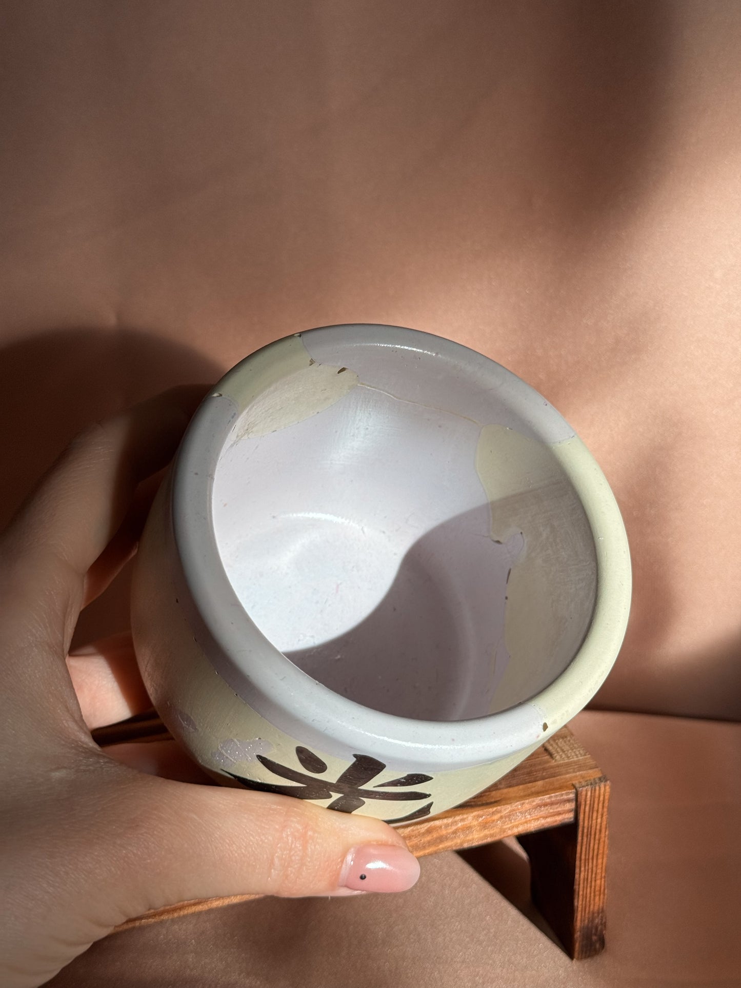 Medium lilac and yellow candle - Black week edition