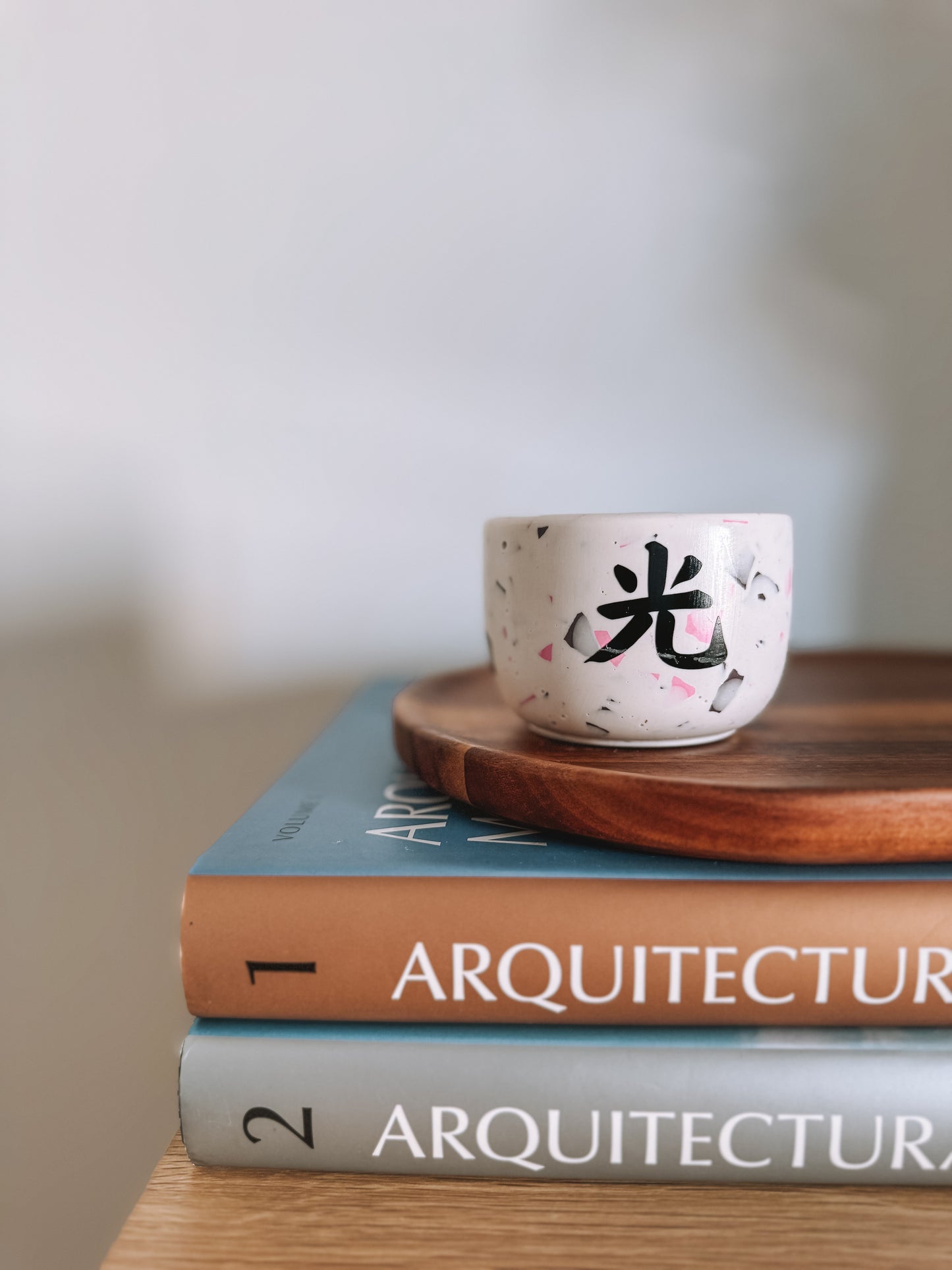 Vela pequena efeito terrazo - Edição black week