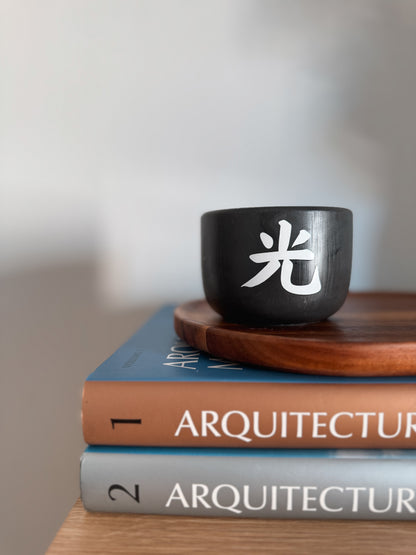 Medium dark gray candle - Black week edition