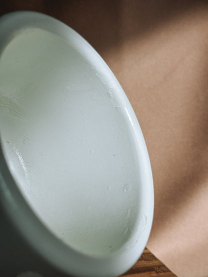 Medium white candle - Black week edition