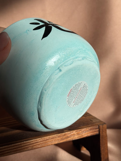 Medium light blue candle - Black week edition